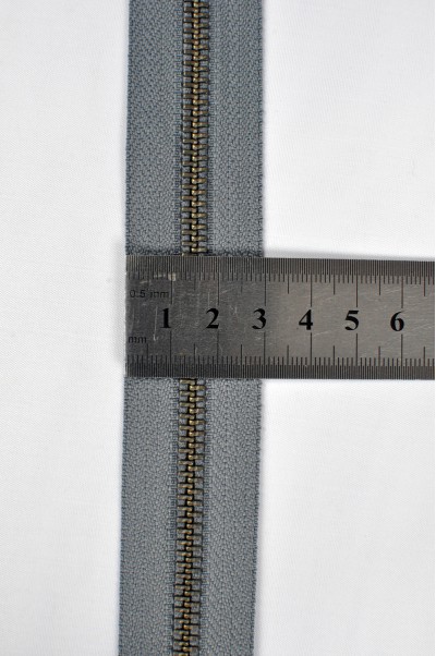 ZIP058 2號拉鏈 單頭拉鏈款式  紅古銅牙拉鏈  密尾拉鏈  不設單獨拉鍊訂購 側面照